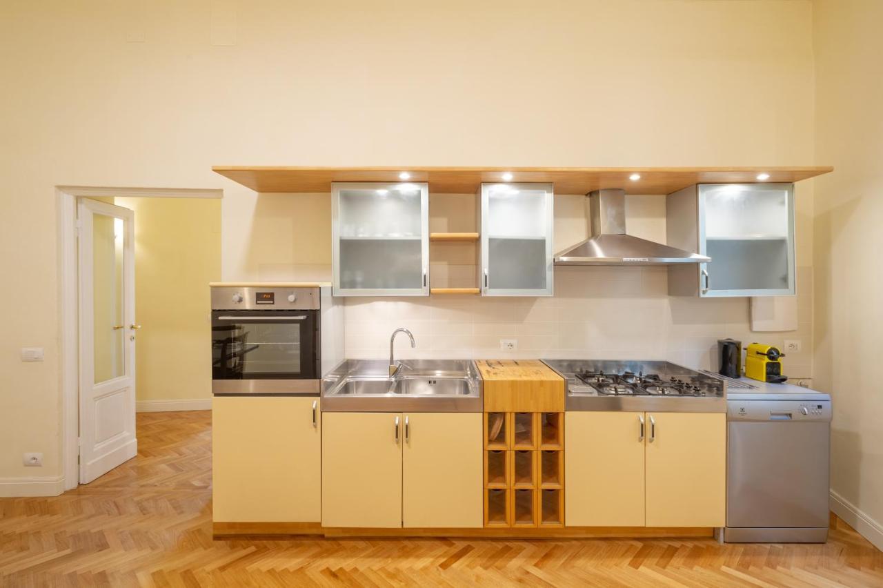 Apartment Lungarno View Florenz